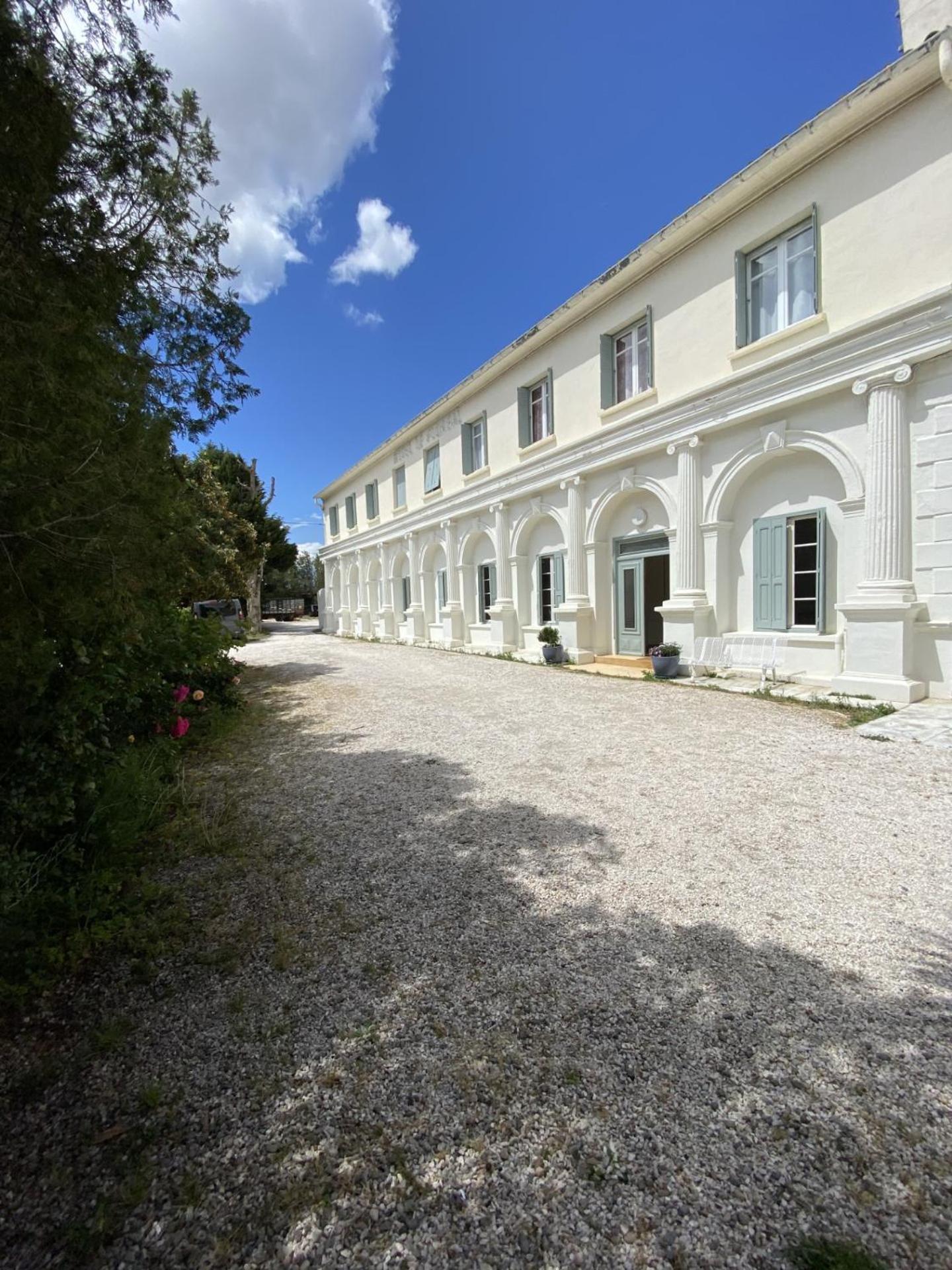 Hotel Le Floreal Le Soler Bagian luar foto